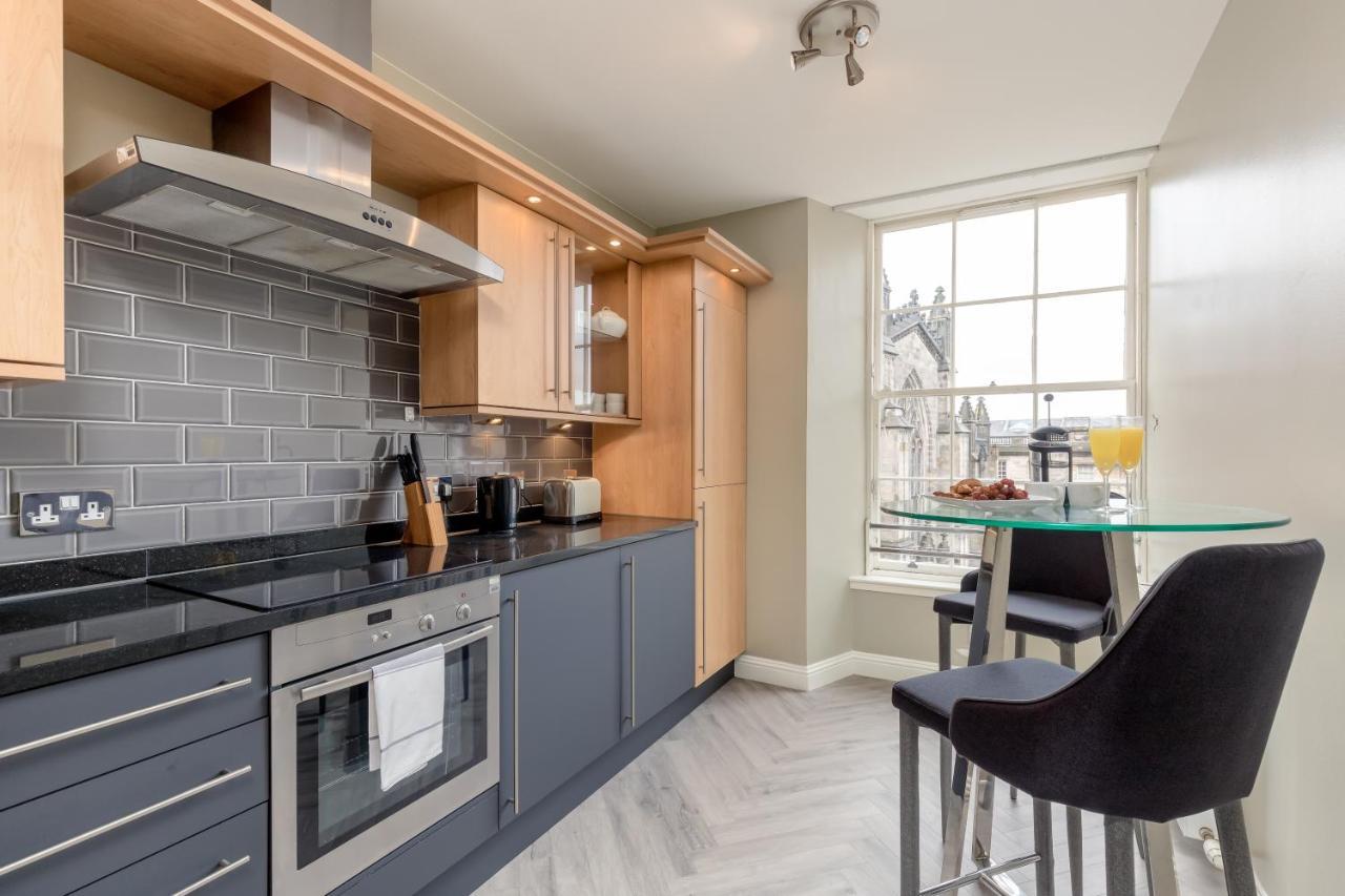 Royal Mile Apartments By Joivy Edinburgh Ngoại thất bức ảnh