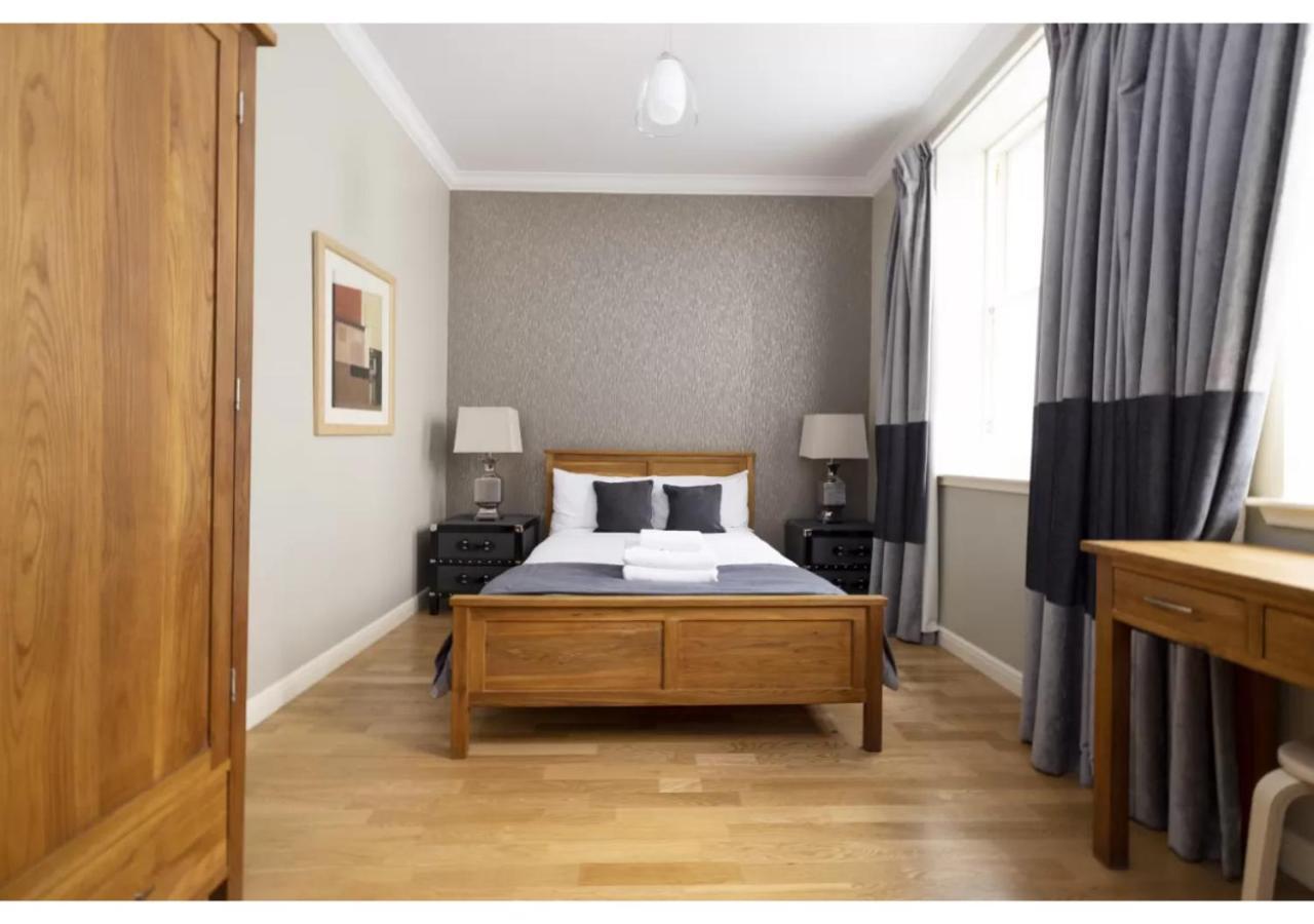 Royal Mile Apartments By Joivy Edinburgh Ngoại thất bức ảnh
