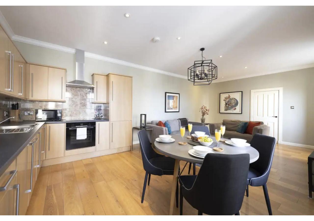 Royal Mile Apartments By Joivy Edinburgh Ngoại thất bức ảnh