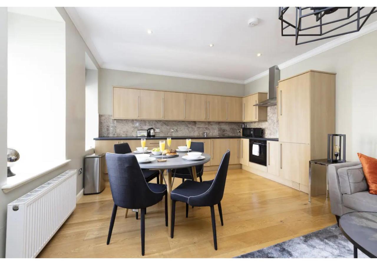 Royal Mile Apartments By Joivy Edinburgh Ngoại thất bức ảnh