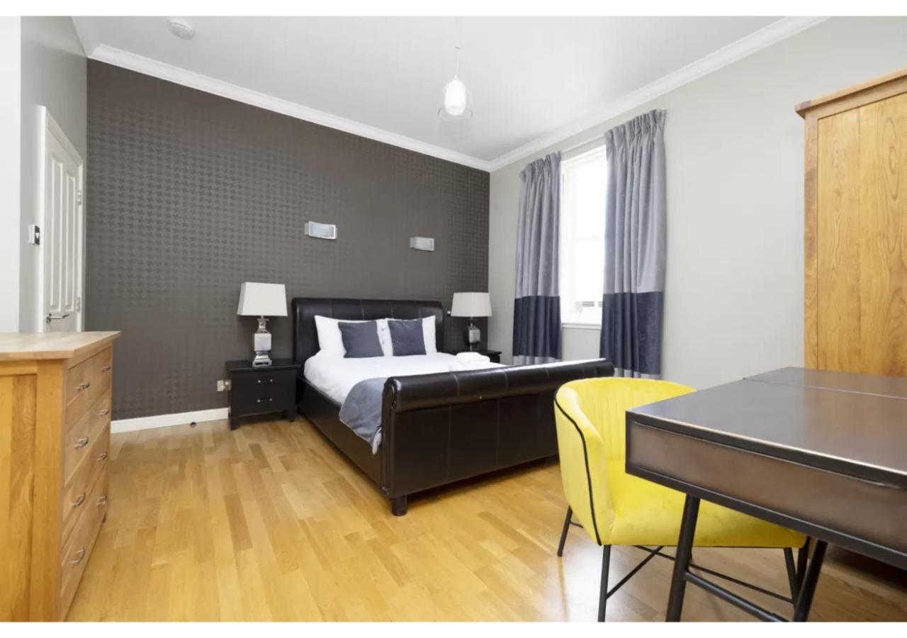 Royal Mile Apartments By Joivy Edinburgh Ngoại thất bức ảnh