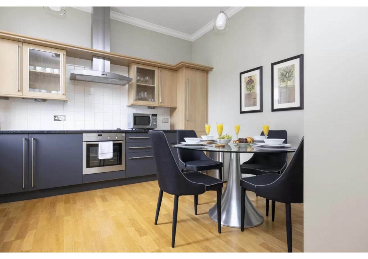 Royal Mile Apartments By Joivy Edinburgh Ngoại thất bức ảnh